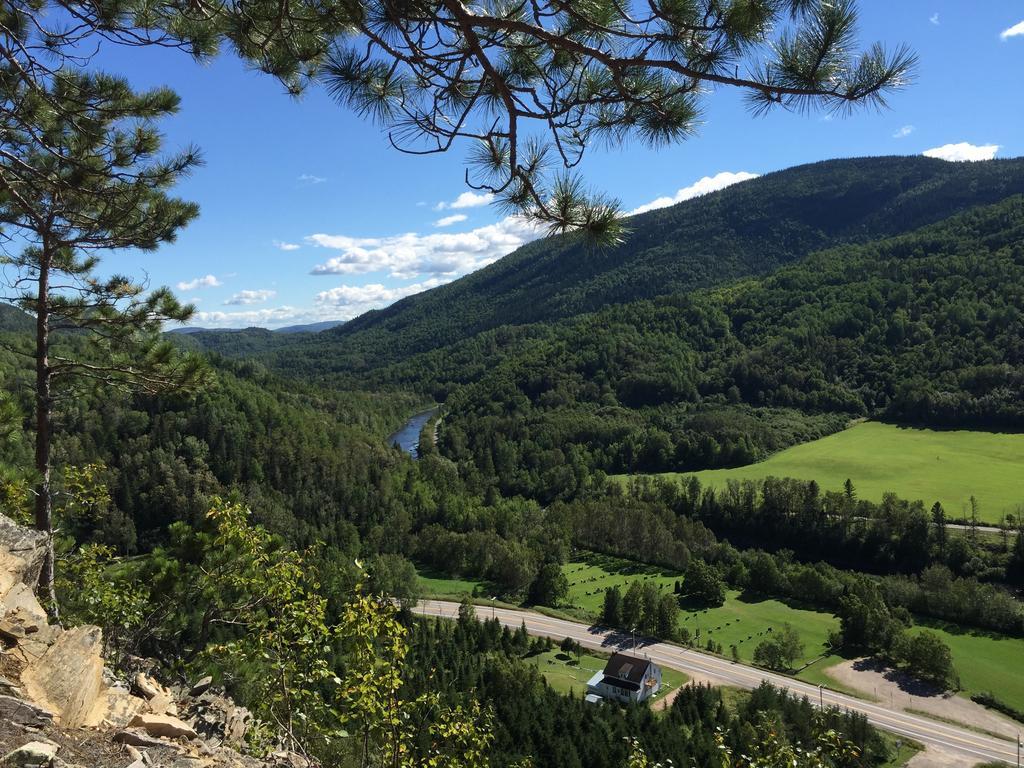 Résidence Touristique Les Bouleaux Petit-Saguenay Esterno foto